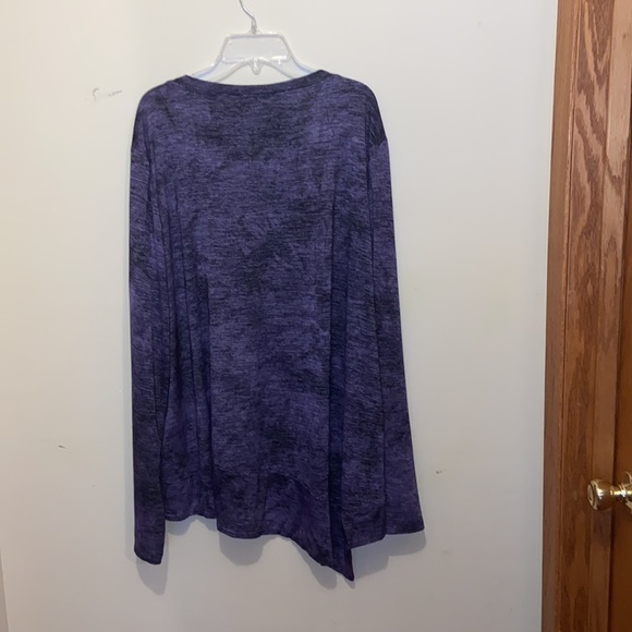 Top - Picture 3 of 6